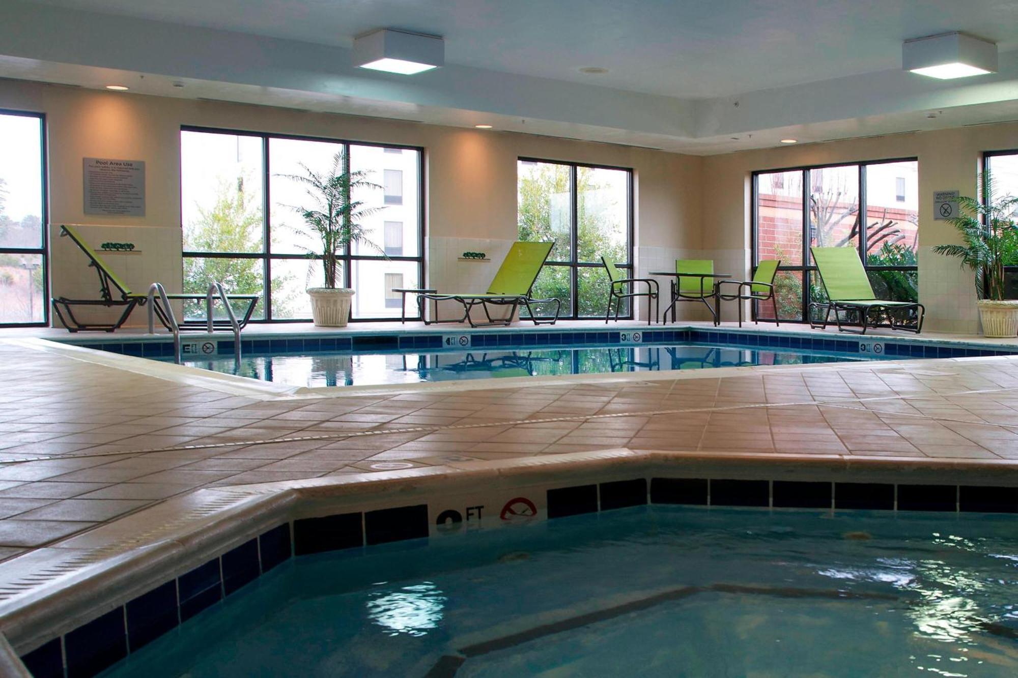 Courtyard By Marriott Hickory Hotel Екстериор снимка