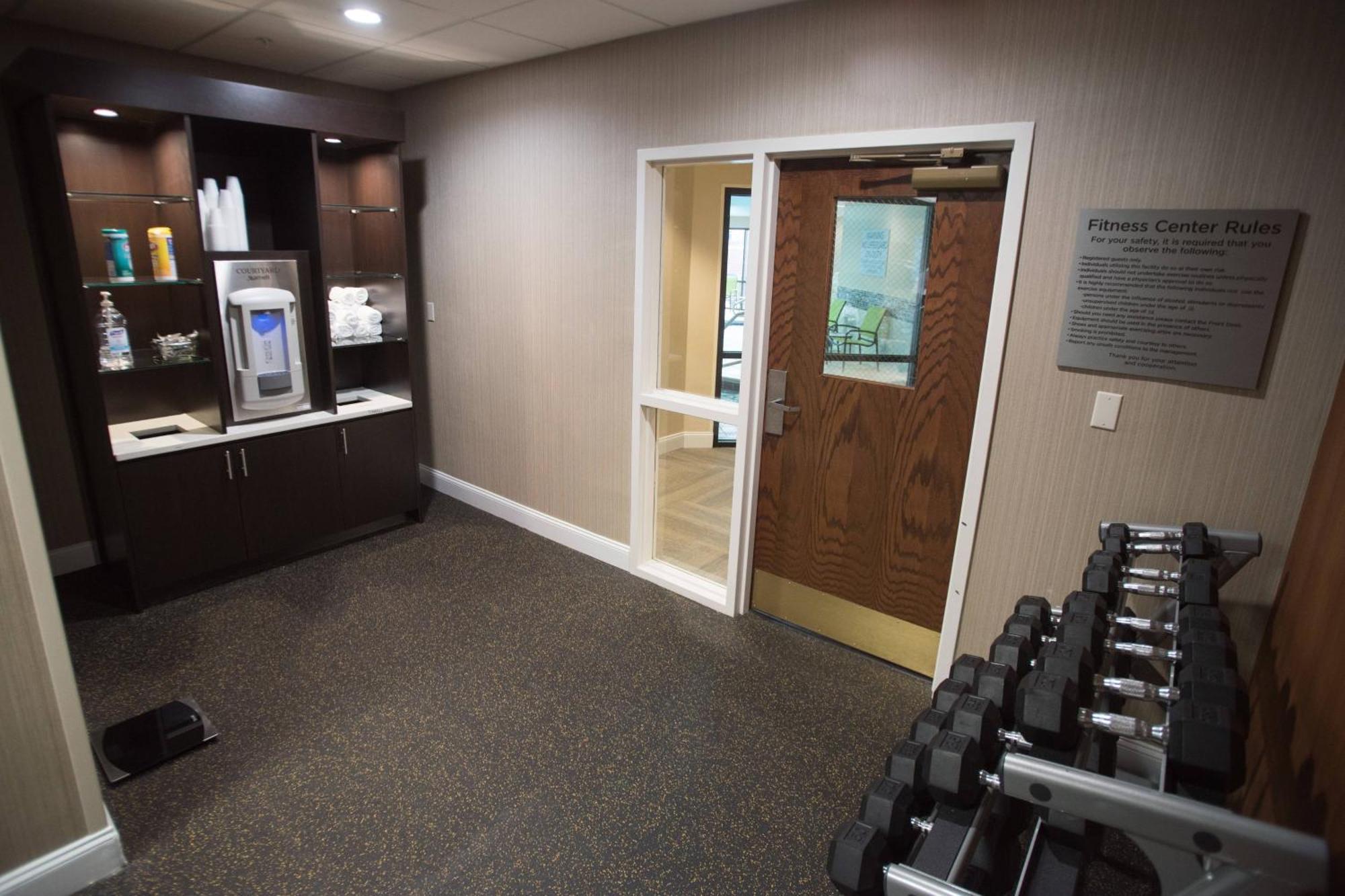 Courtyard By Marriott Hickory Hotel Екстериор снимка